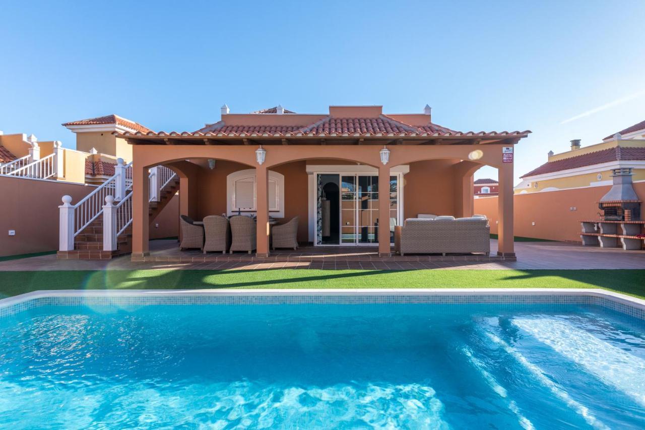 Villa Cayetana カレタ・デ・フステ エクステリア 写真